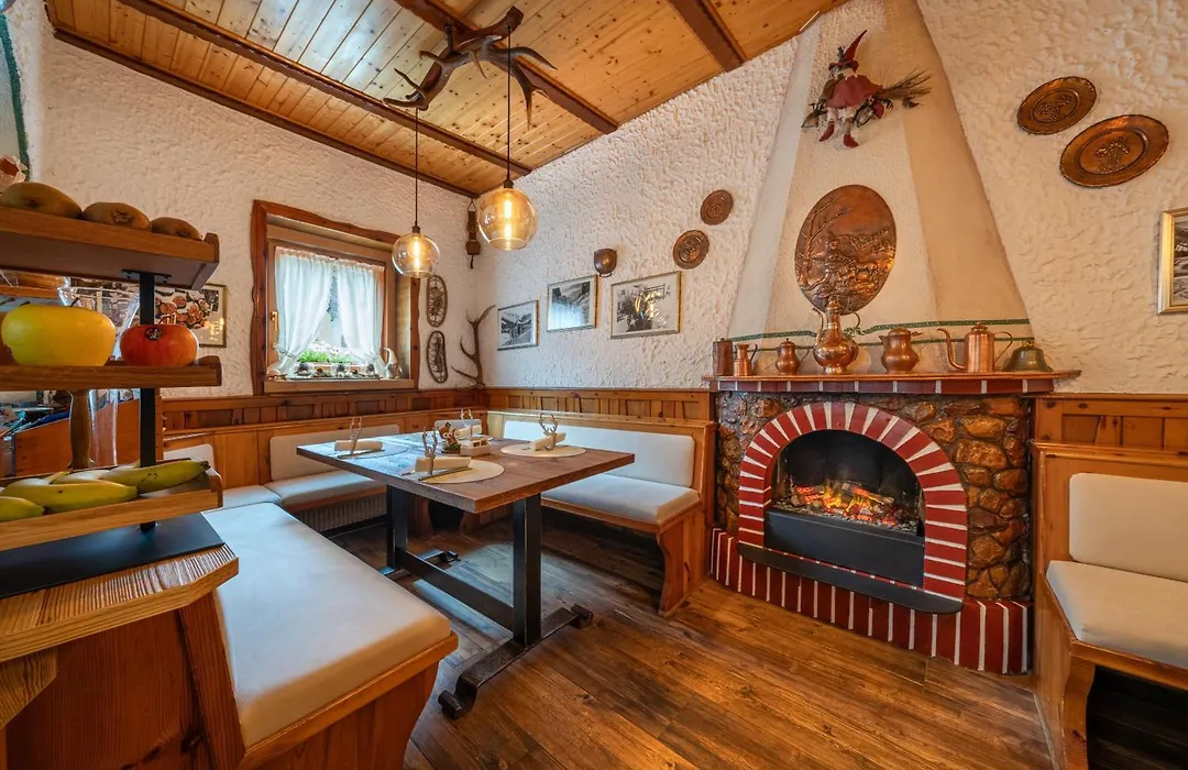 Hotel Garnì La Montanara-1